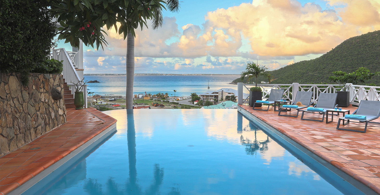 Caye Blanche Holiday Rental