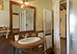 Villa Belladonna Italy Vacation Villa - Val d’Orcia, Tuscany