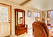 Raven's Bungalow Colorado Vacation Villa - Breckenridge