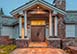Beehive Basin Chalet Montana Vacation Villa - Big Sky